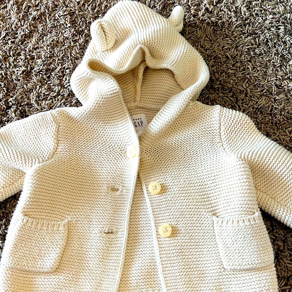 Baby gap ivory sweater